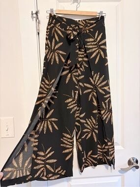 A New Day Black Tropical Print Wrap Palazzo Culottes Pants